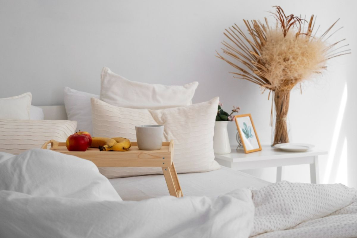 5 artykułów sypialnianych, które wpłyną pozytywnie na komfort Twojego snu